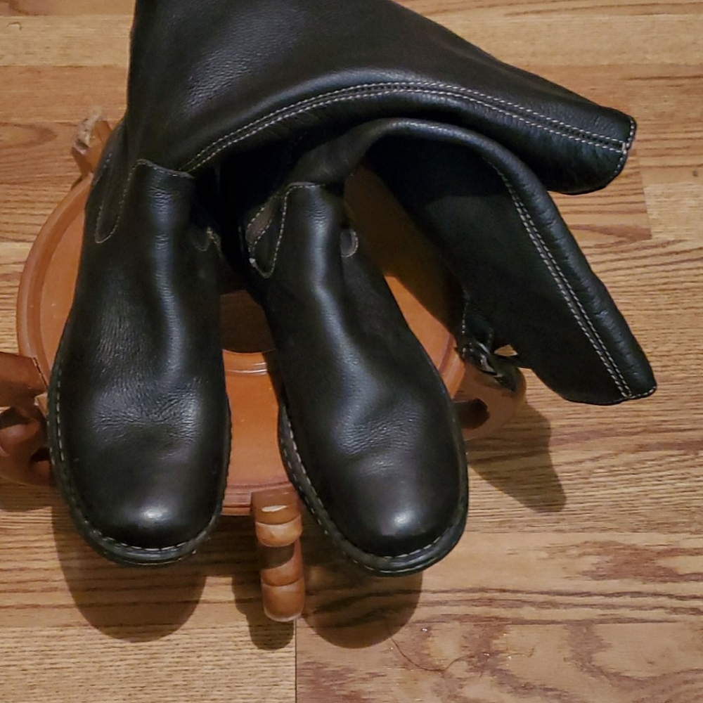 Born boots